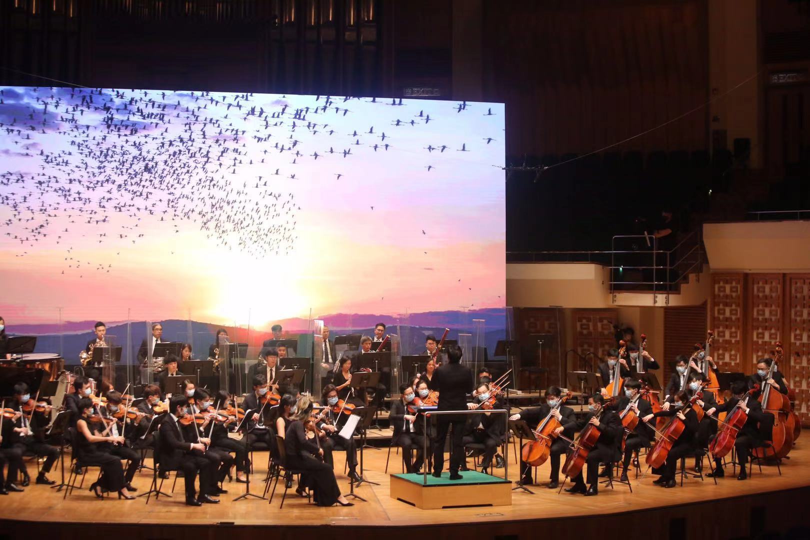 11月18日，中國文學藝術界聯合會香港會員總會成立典禮暨音樂會在香港文化中心音樂廳舉行（大公文匯全媒體供圖）