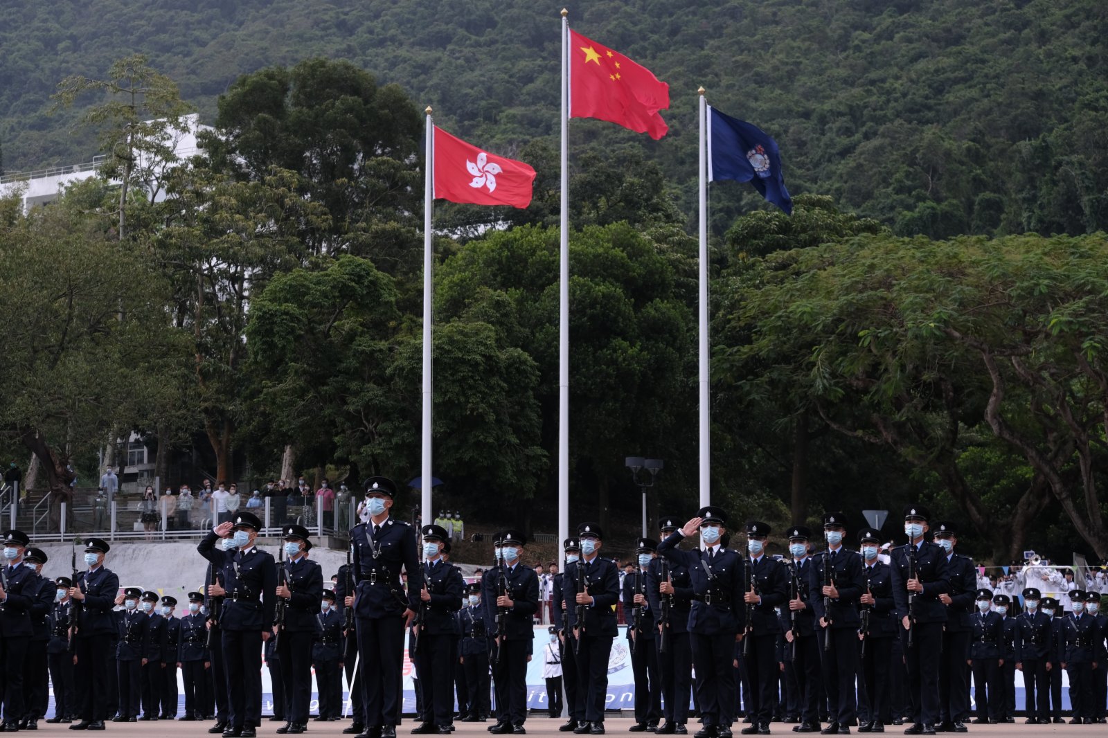 結業會操在香港警察學院舉行，今日有百多名警察及督查參加畢業禮（香港文匯報記者 陳大文攝）