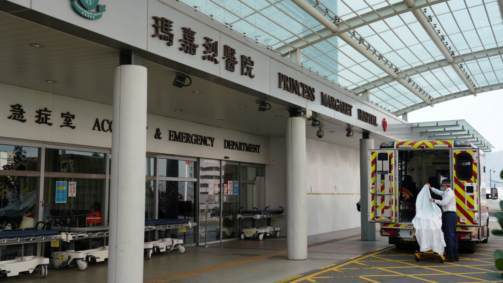 88歲女確診者離世　香港本地累計166人死亡