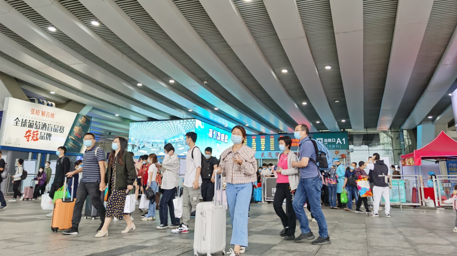 清明假期深圳鐵路發送旅客108.13萬人