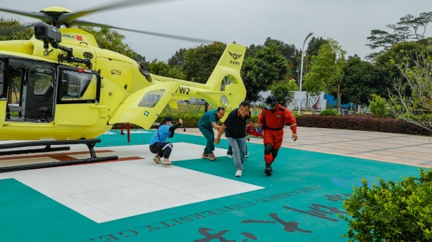 5G、4K、直升機！深圳首次開展5G+航空救援應急演練