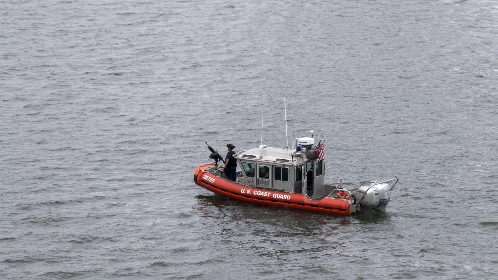 美墨西哥灣一船隻傾覆　致1人死亡12人失蹤