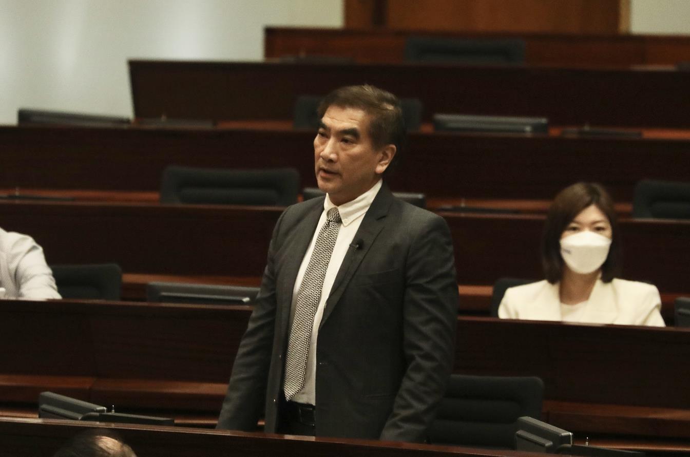 各政黨代表做三讀發言（大公文匯全媒體記者李斯哲攝）