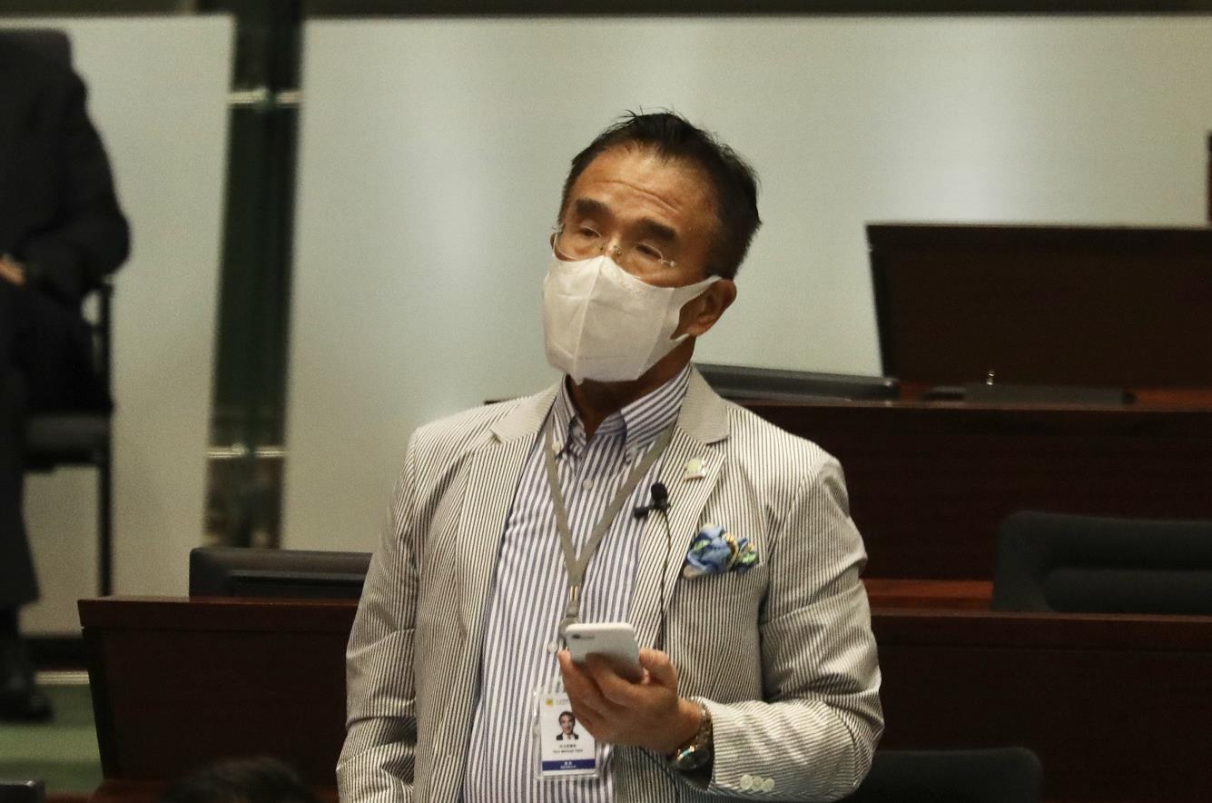 各政黨代表做三讀發言（大公文匯全媒體記者李斯哲攝）