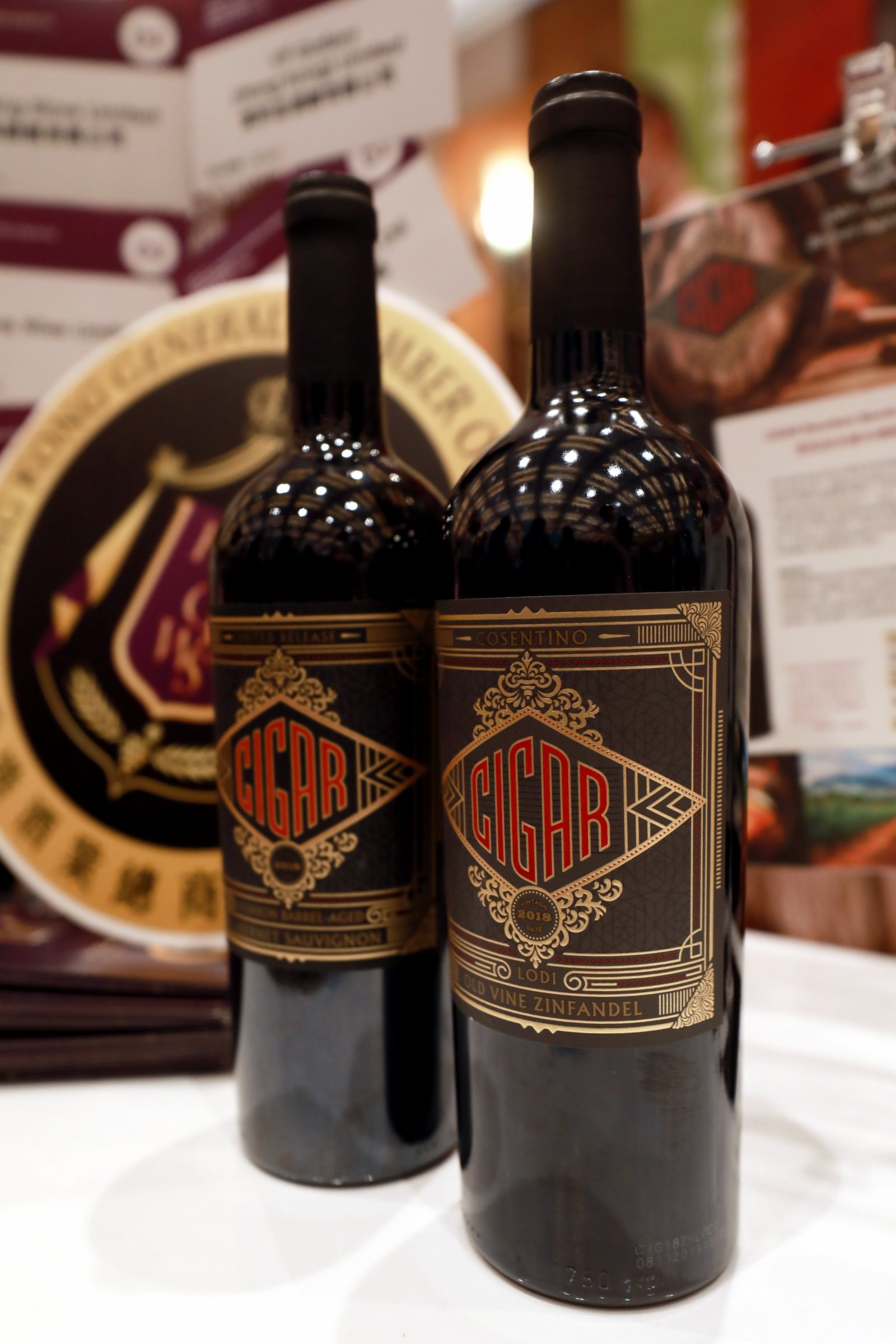 8月4日下午，香港貿發局聯同參展商舉行記者會向傳媒介紹特色產品。美食博覽、香港國際美酒展(特別展)、香港國際茶展、家電·家品·博覽以及美與健生活博覽，將於本月12日在香港會議展覽中心同期揭幕，預期共有超過880家展商參與，為大眾提供一站式多元化購物體驗。