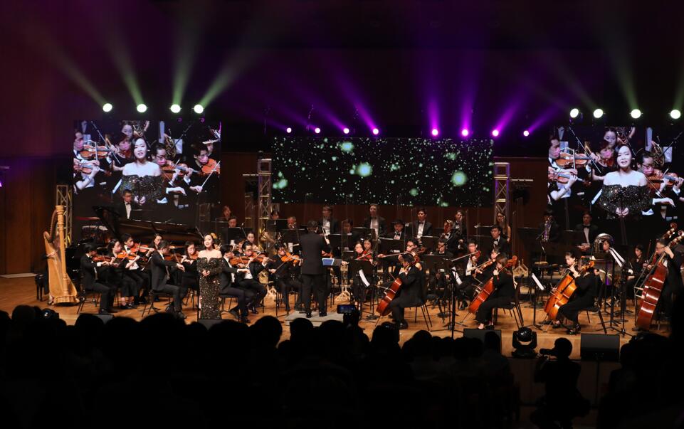 鄺勵齡演唱《哦，親愛的爸爸》。(大公文匯全媒體記者李斯哲攝)