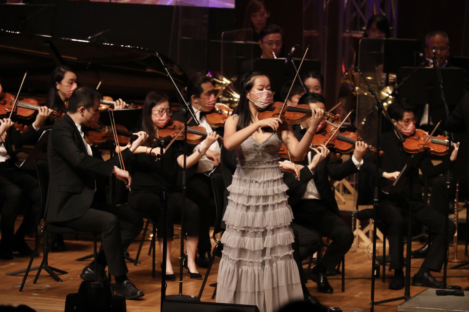 梁馨菲小提琴演奏《莫札特小提琴協奏曲第五號第一樂章》。(大公文匯全媒體記者李斯哲攝)
