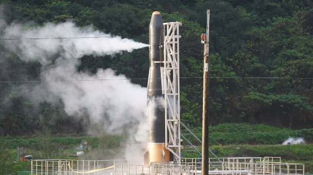 台灣兩衛星發射不到9個月即被宣布退役