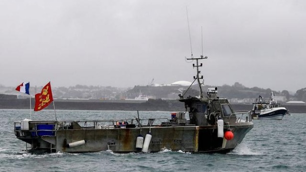 英法漁權爭端升級　法國扣下英國漁船