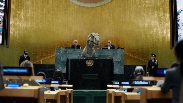 恐龍在聯合國「發言」　呼籲人類不要自我滅絕