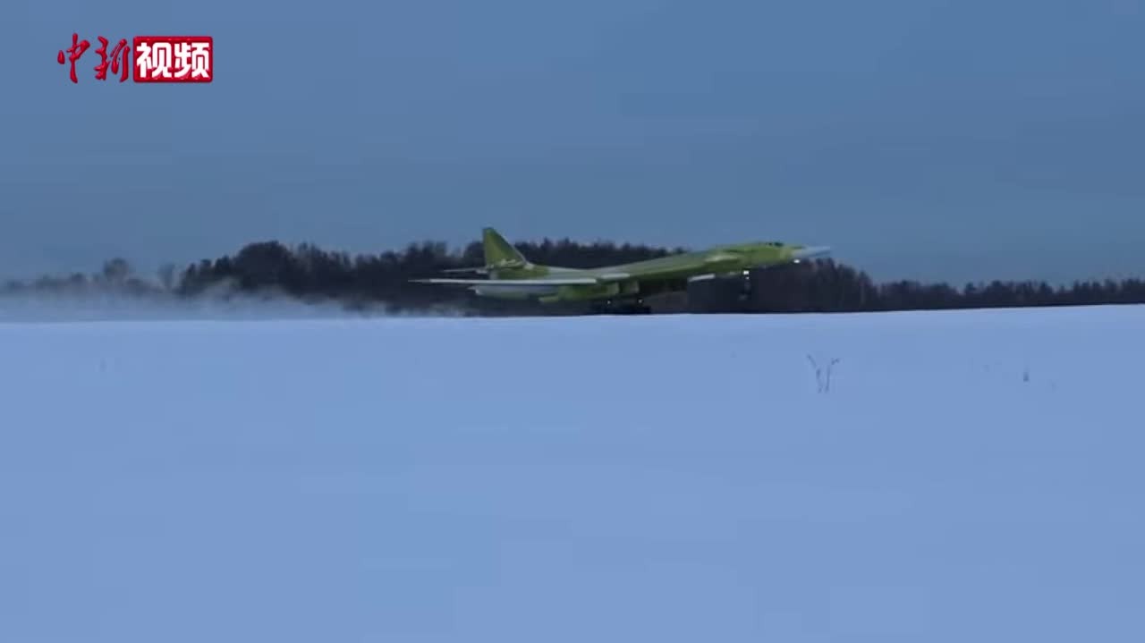 俄羅斯圖-160M戰略轟炸機首飛