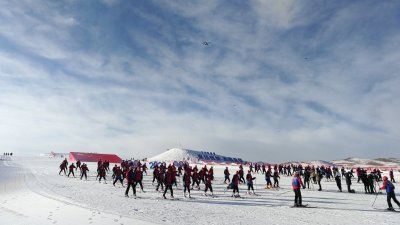新疆舉辦2022世界雪日暨國際兒童滑雪節中國主會場活動