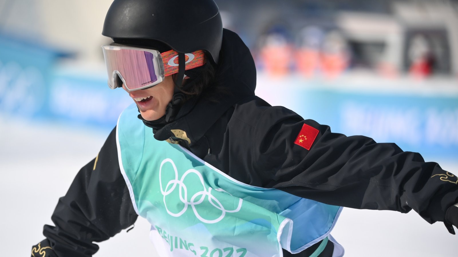 今日（15日）北京冬奧會單板滑雪男子大跳台比賽中，中國選手蘇翊鳴奪得金牌。