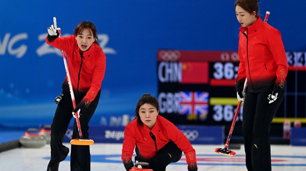 女子冰壺循環賽第10輪　中國隊8-4戰勝英國隊