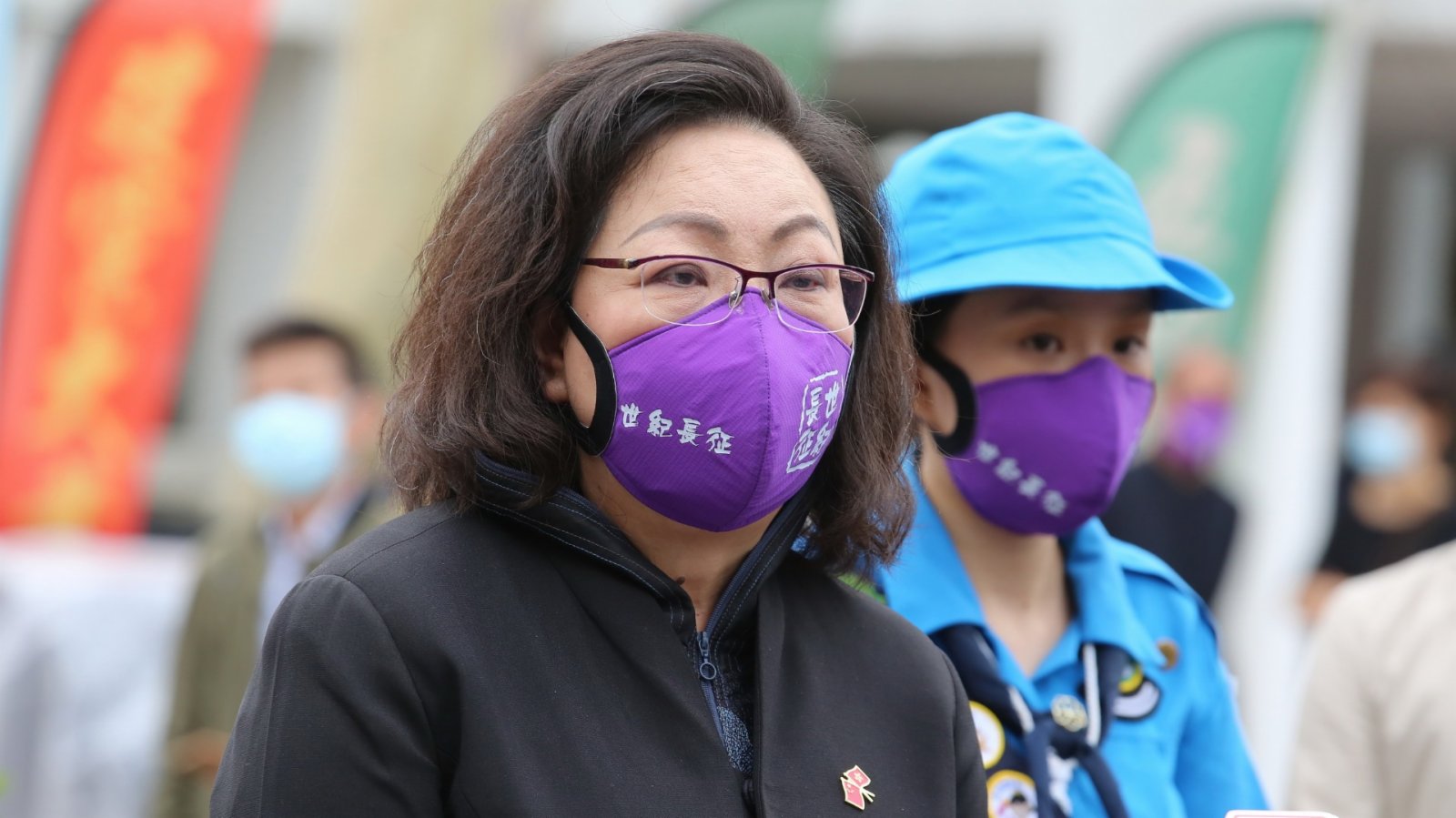 美國運通就入稟追款向梁唐青儀致歉　梁振英：此事不尋常