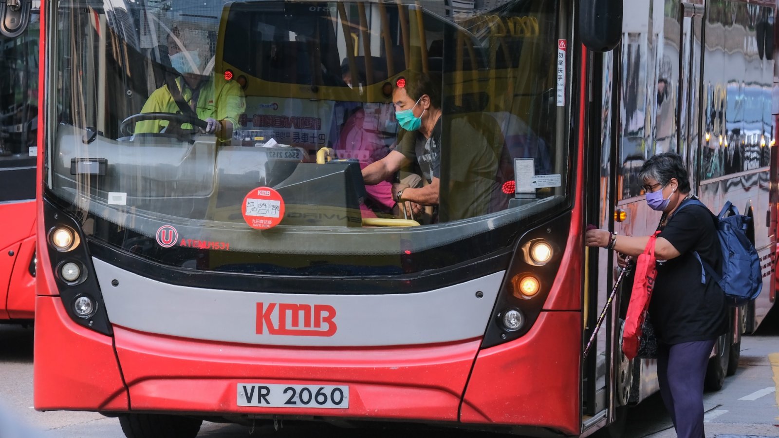 巴士營運商與環團等組聯盟　促政府明確路面交通減排時間表