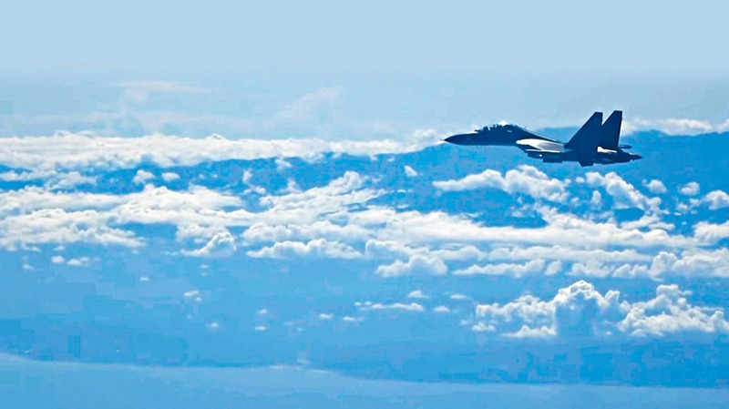 台海風雲之反制進行時｜解放軍抵近　俯瞰台島中央山脈