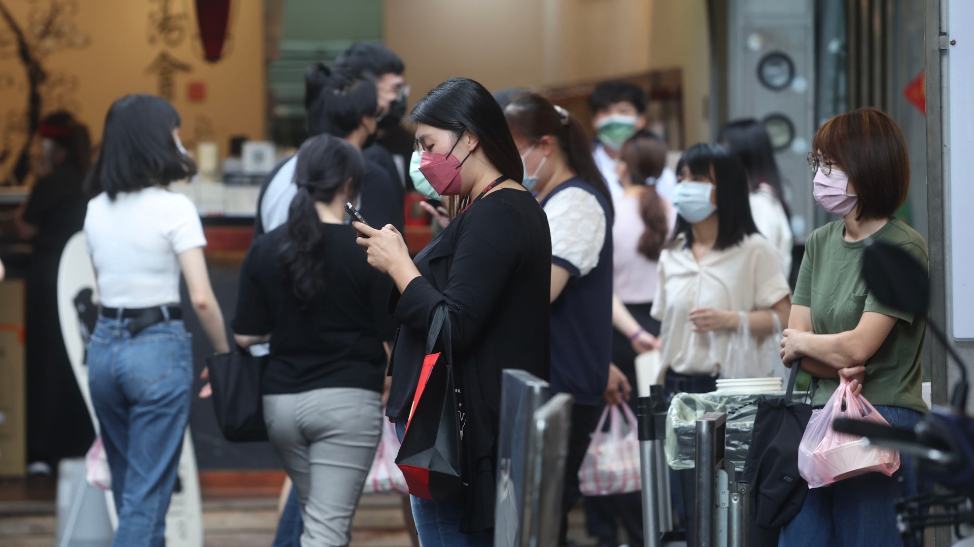 台灣增逾2.1萬宗確診　再多40人染疫亡