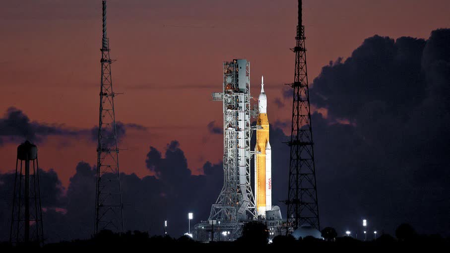 火箭引擎三難題威脅美新登月計劃　測試任務一波三折