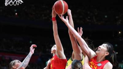 中國女籃準絕殺澳大利亞女籃　晉級世界盃決賽