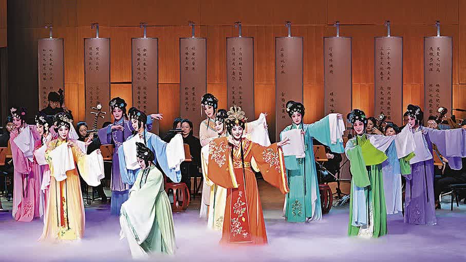 《七夕》《西河救夫》編寫創新　謝曉瑩打造香港粵劇團品牌
