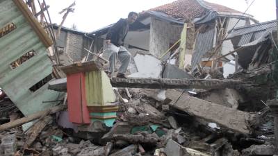 印尼西爪哇省地震死亡人數升至318人
