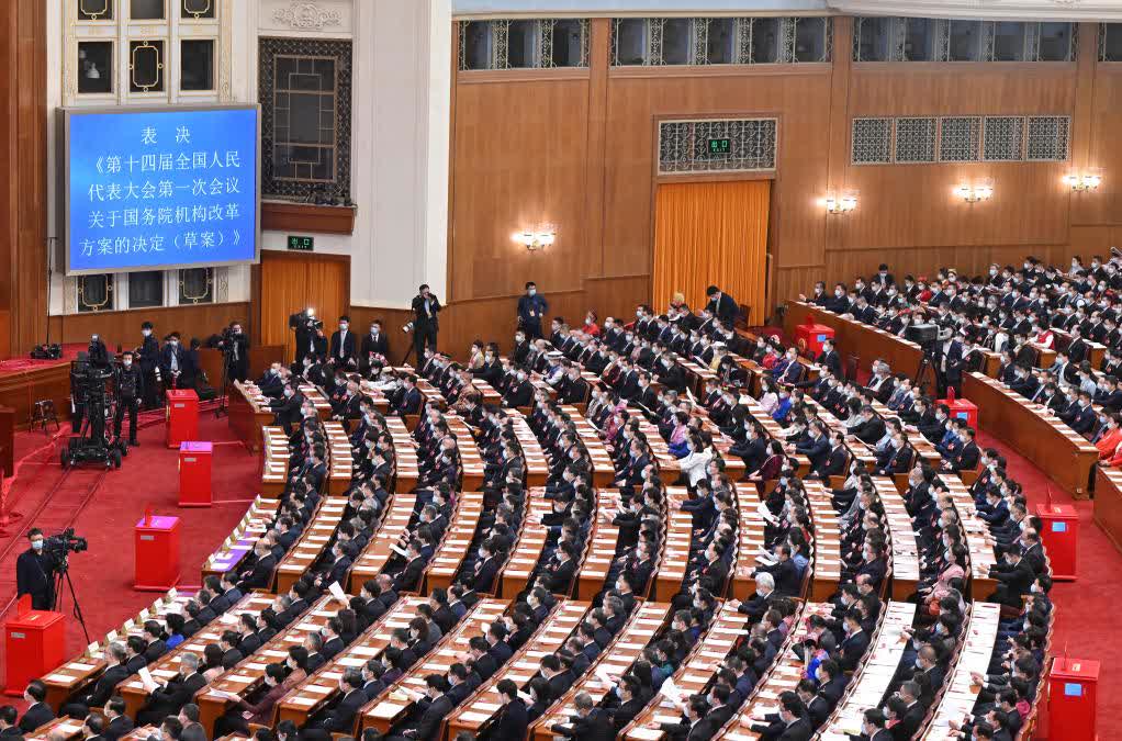 3月10日，十四屆全國人大一次會議在北京人民大會堂舉行第三次全體會議。（新華社記者岳月偉攝）