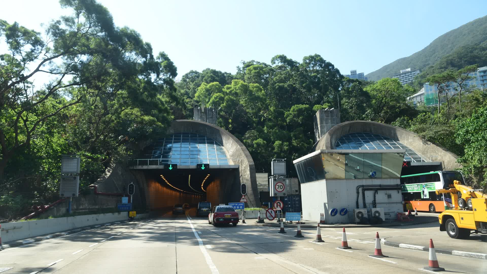 香港仔隧道今早5時起實施易通行　收費廣場來回行車線減至3條