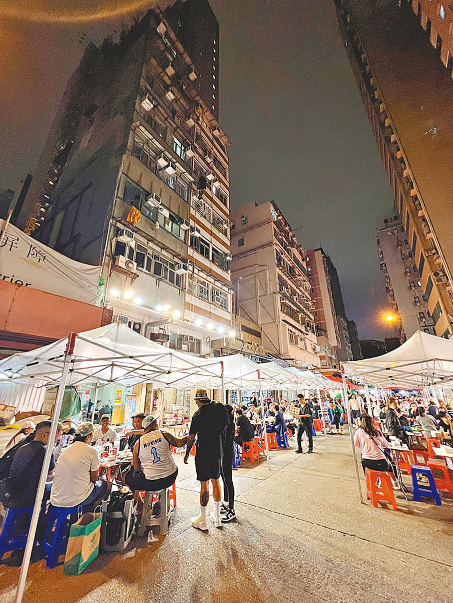無牌食肆公然霸街又嘈又臭影衰廟街- 香港- 大公文匯網
