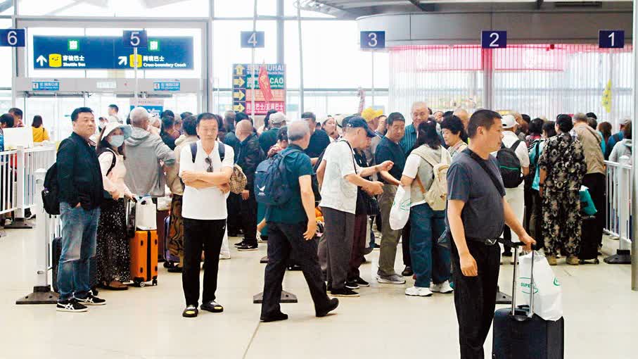 「五一」料590萬人次進出　香港下周三迎入境高峰