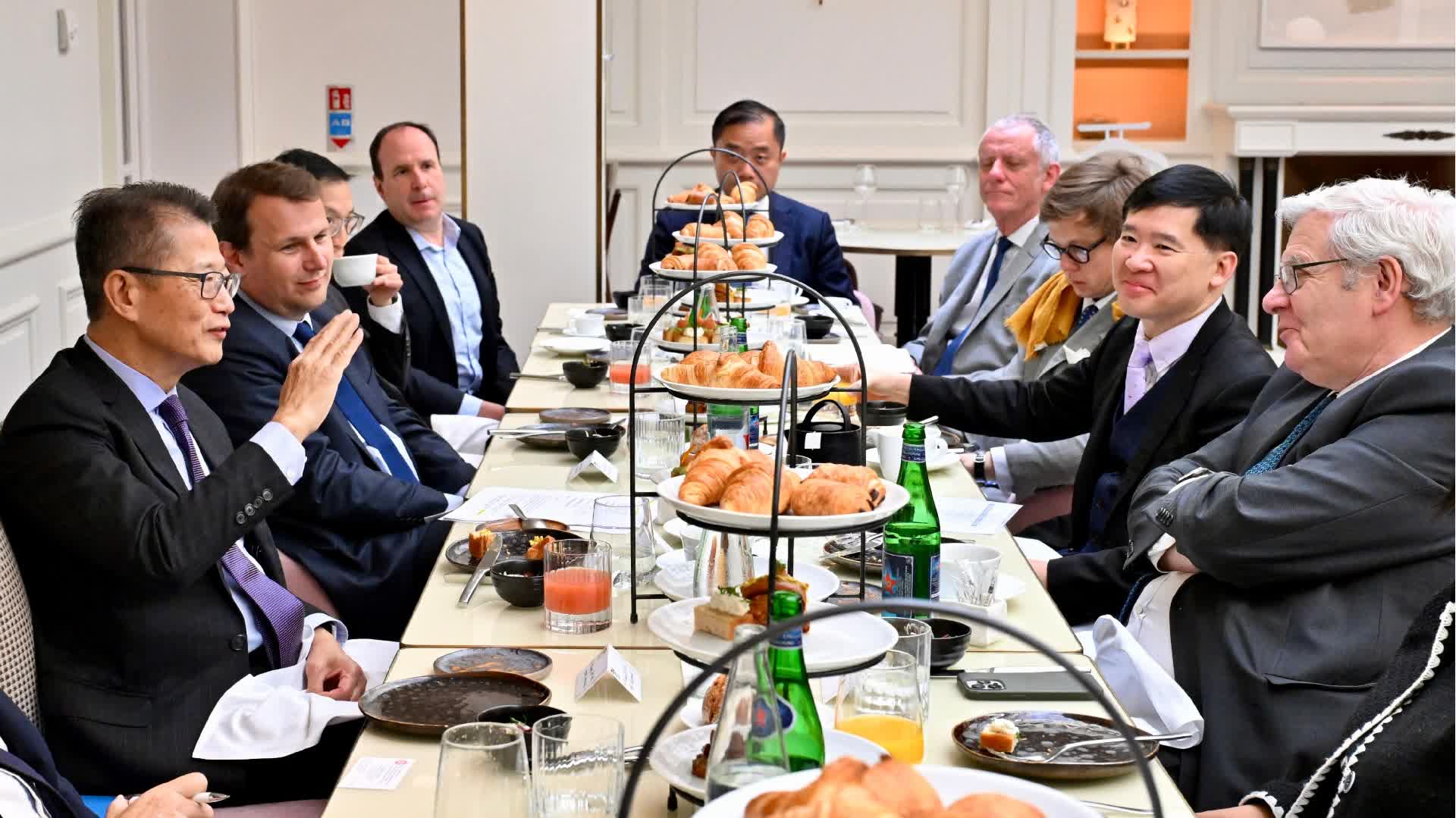（有片）陳茂波訪問法國　向當地商界及金融界推廣香港優勢