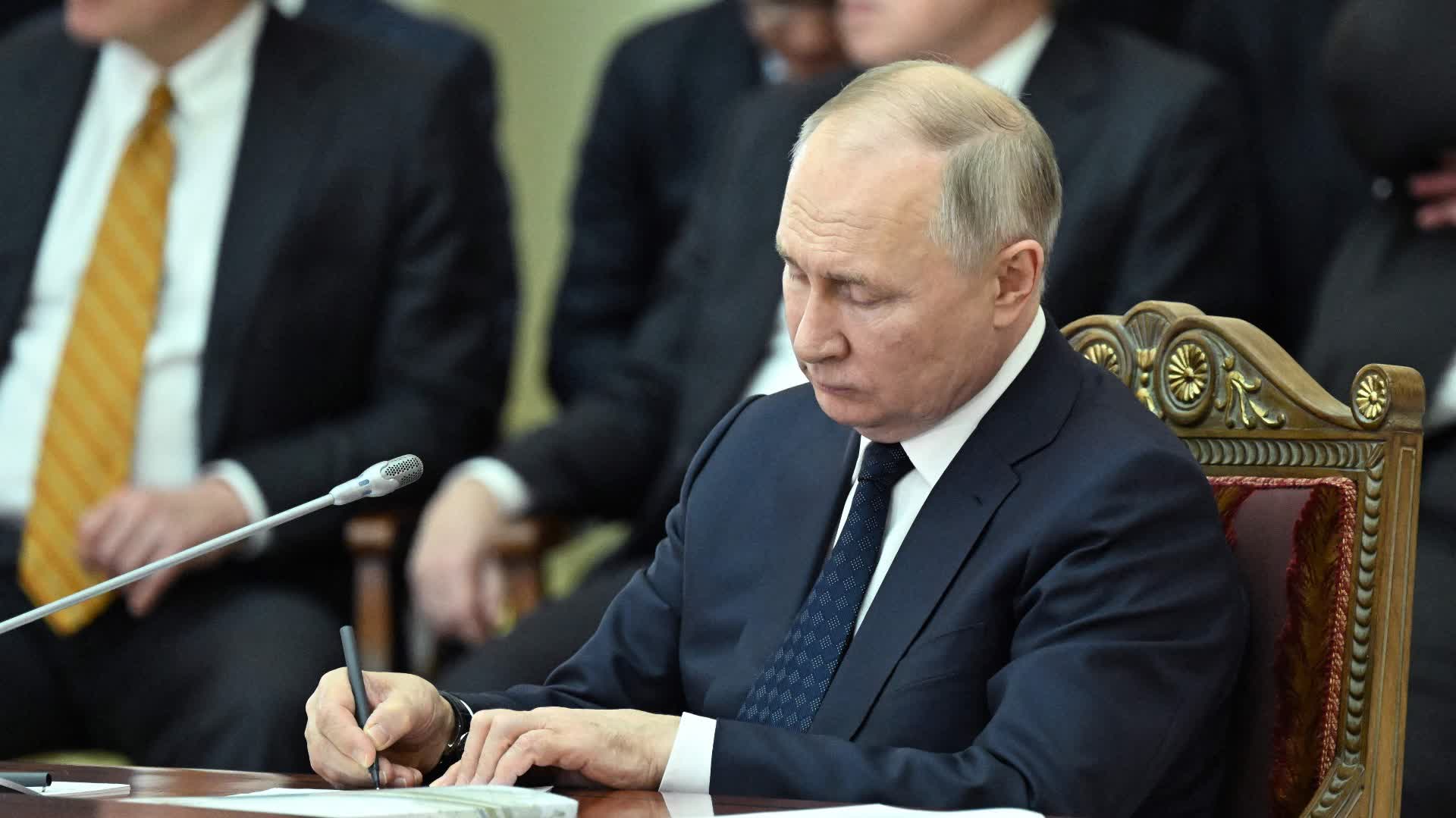 普京：俄羅斯只與烏合法領導人和談