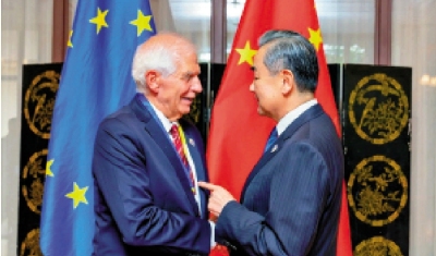 王毅會見歐盟外交高級代表：以中歐關係穩定性應對國際局勢不確定性