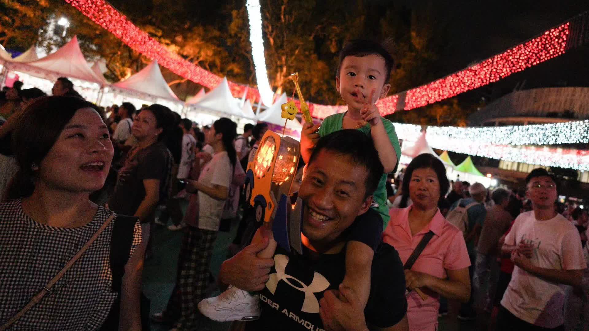 （有片+多圖）在香港過中秋　整晚感受不同的快樂