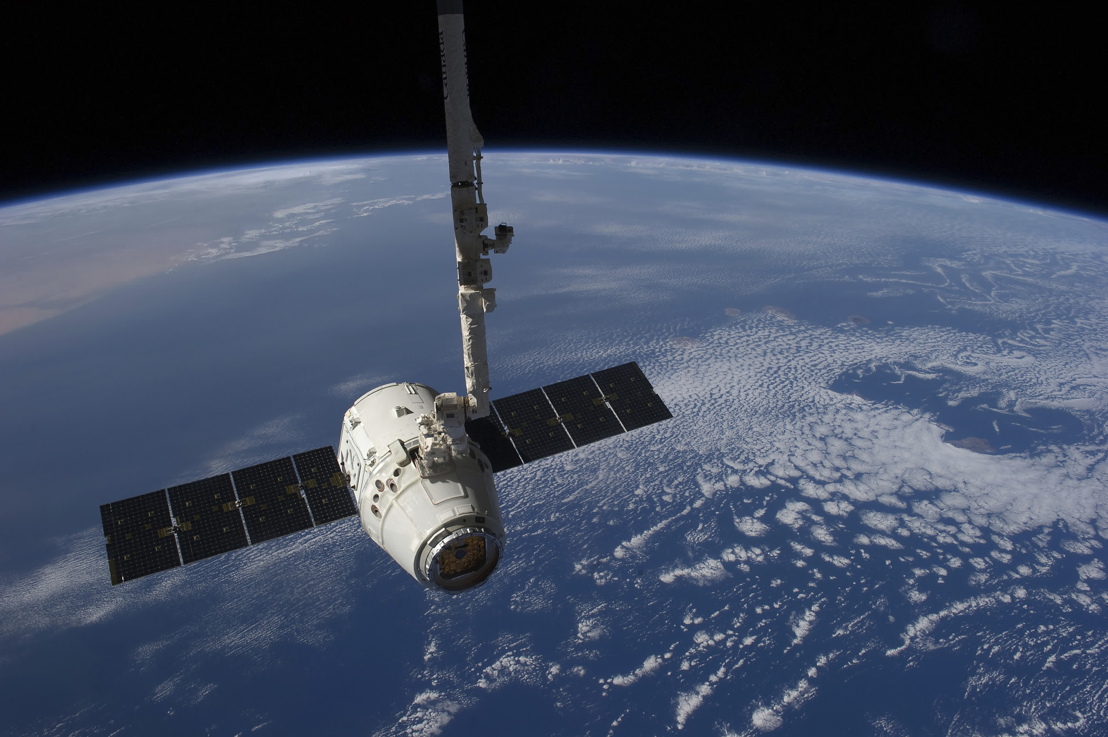 2007年10月24日：「嫦娥一號」成功發射
2007年10月24日，我國首顆探月衛星「嫦娥一號」成功發射，並於11月26日傳回首幅月面圖像，標誌着我國首次月球探測工程取得圓滿成功。