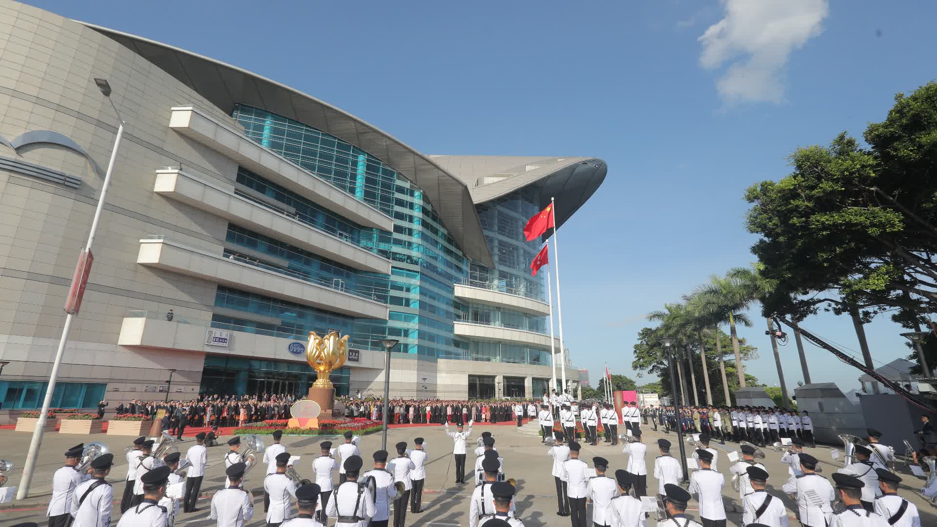 回放｜國慶日金紫荊廣場升旗儀式及酒會