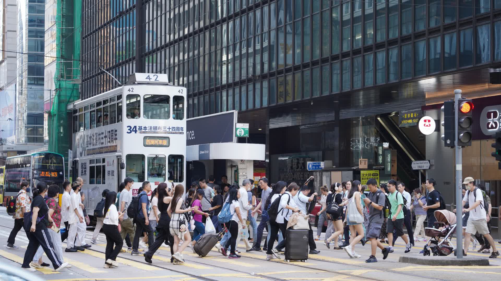 議員憂銀行陽奉陰違影響中小企融資　陳浩濂：有專責小組處理歡迎轉介