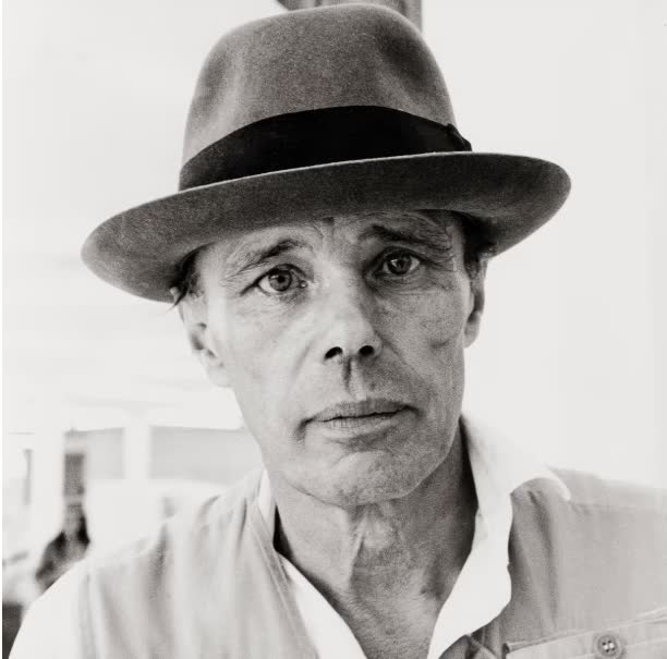 图片[2]-關於「現當代的觀念藝術」與AI的對話2——杜尚 博伊斯的質疑-华闻时空