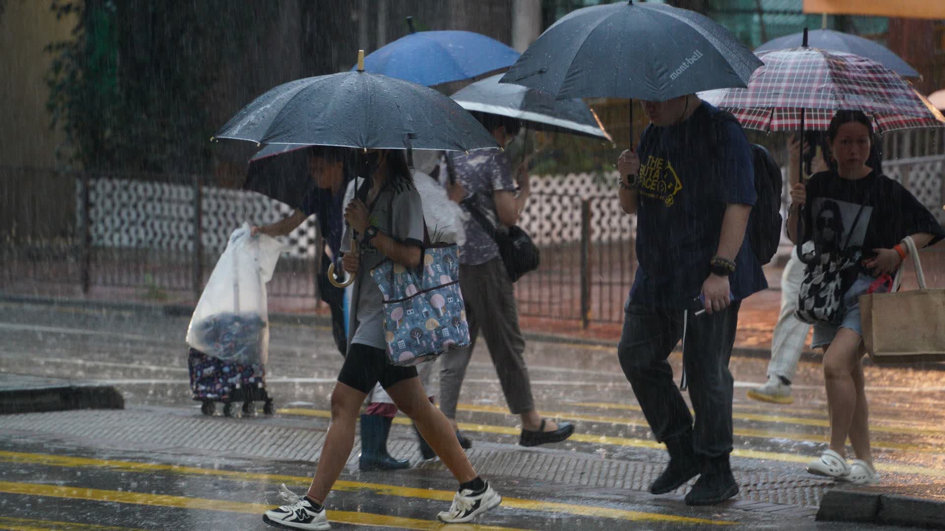 天文台：短期內本港廣泛地區或受大雨影響