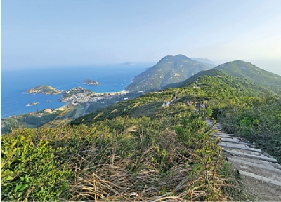 七日談（香港篇）/霜降無聲，一夕白頭\何志平