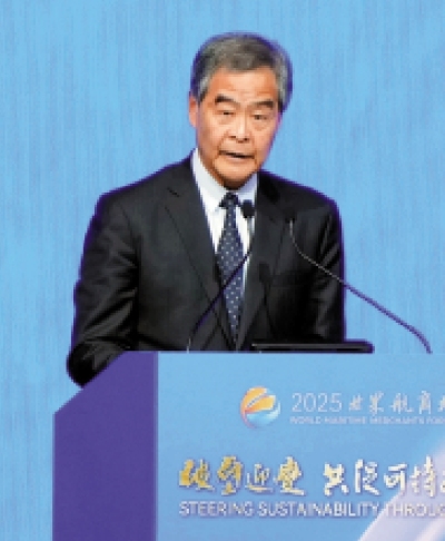 攜手協作/梁振英：加強行業綠色智能化發展