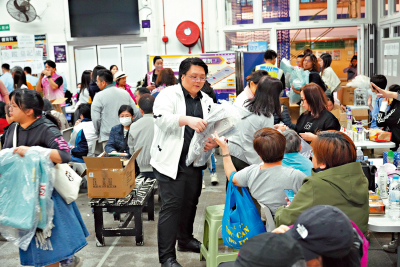 宏福苑五級火/李家超：將市民安全及福祉放在首位 政府跨部門協作 支援死傷者家屬