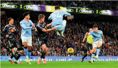 科頓梅開二度助曼城奠勝