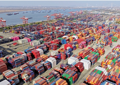 主持黨外人士座談會 徵求對經濟工作意見和建議 習近平：更好統籌國內經濟工作和國際經貿鬥爭