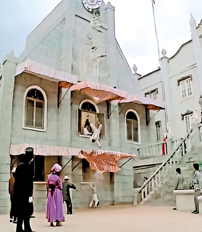 偶遇伯樂/體操功底 助力入行