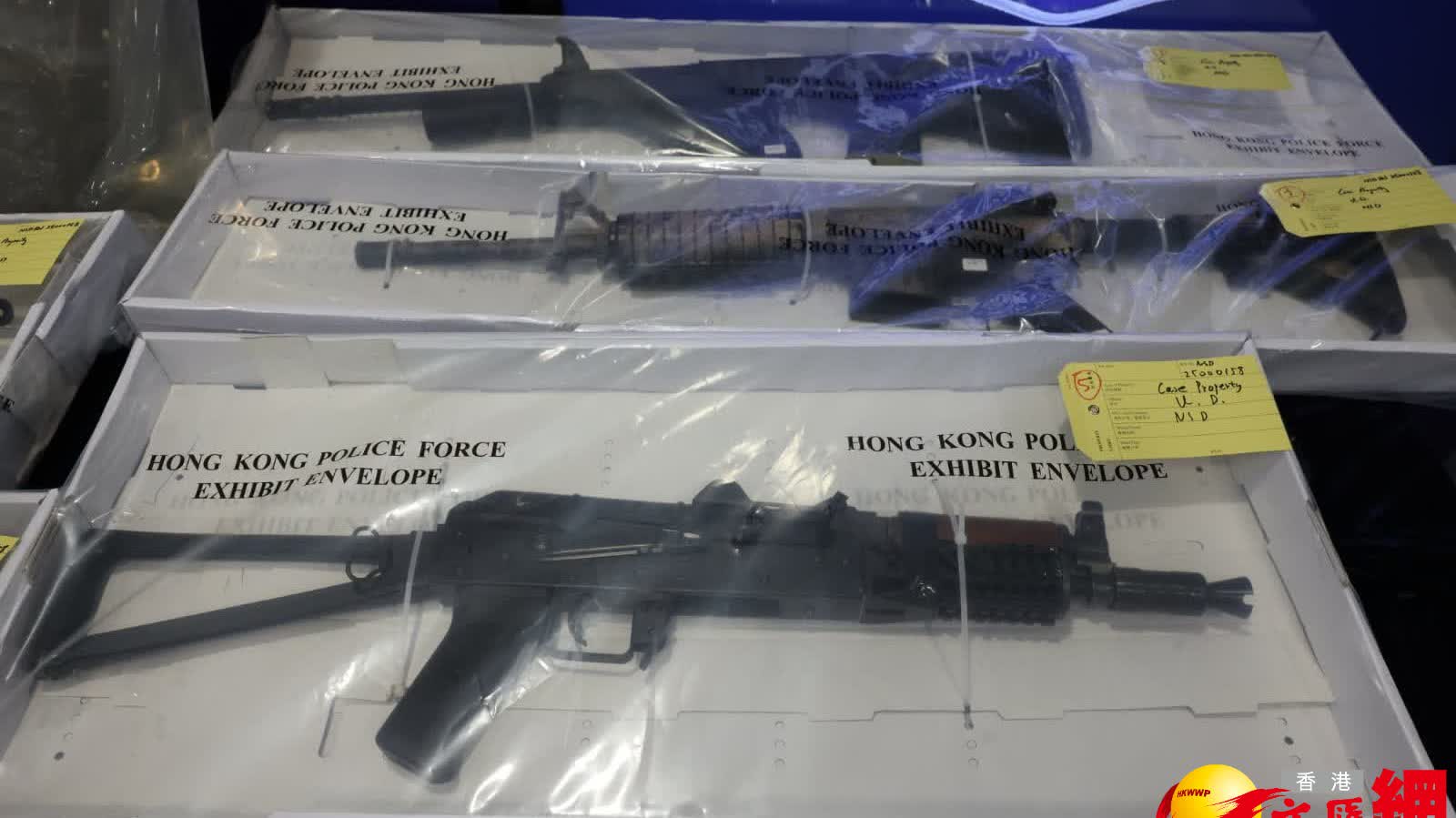 香港9人涉非法操練被捕，有人「黑暴」裝束現身火災現場