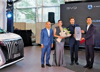 明星車主/陳豪成騰勢車主 讚空間大