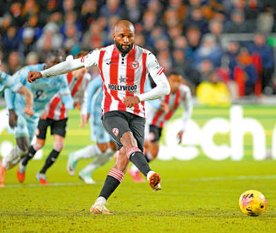 英聯盃熱話/賓福特英聯賽盃8強作客曼城 泰亞高技術全面 力爭入選巴西隊