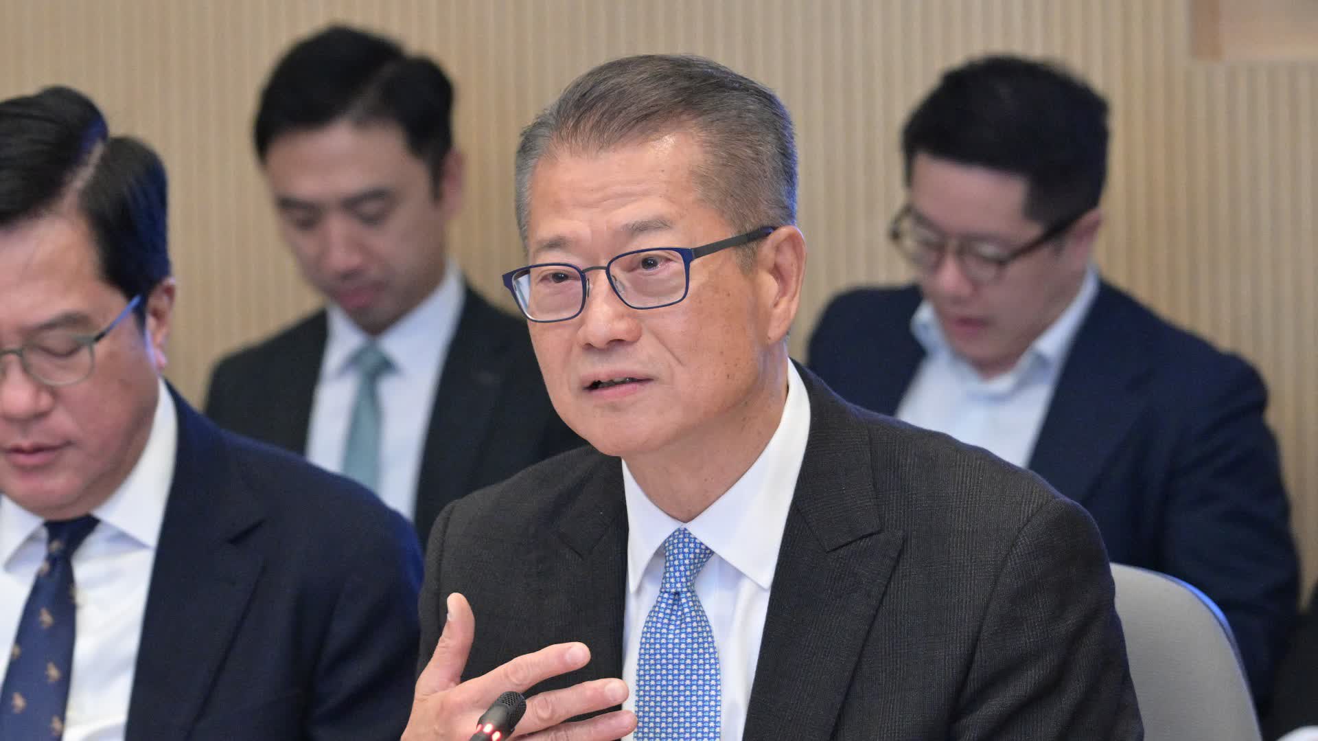 大宗商品策略委員會首次會議陳茂波：將制訂及踐行大宗商品發展策略- 香港- 大公文匯網