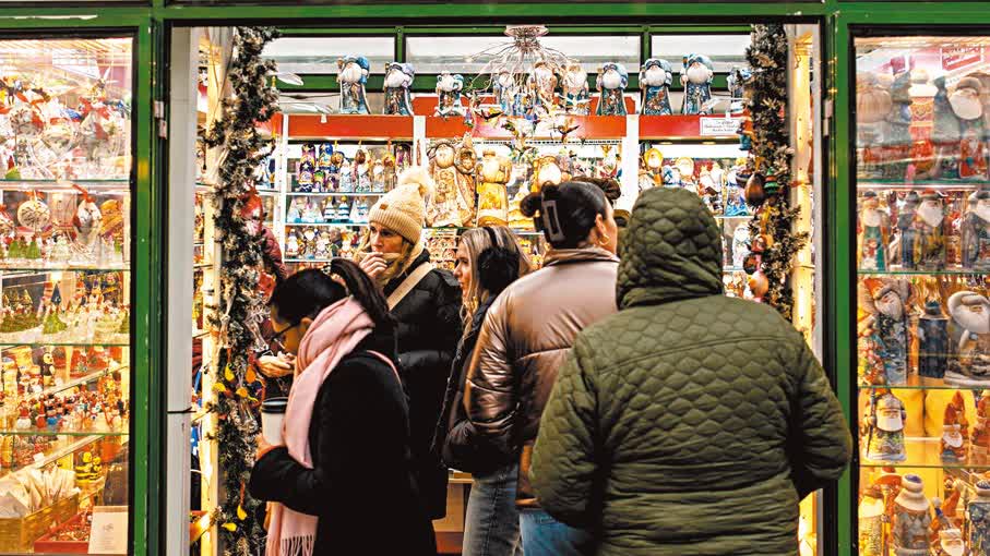 美聖誕禮物價格狂飆　民眾捱貴貨焗住縮皮